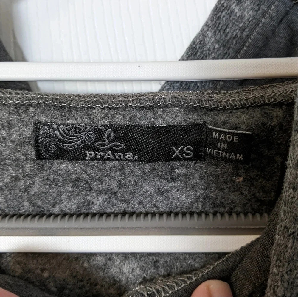 Prana Recycled Wool Blend Hooded Ziller Sweatshirt in Heather Grey Size XS - Picture 4 of 12